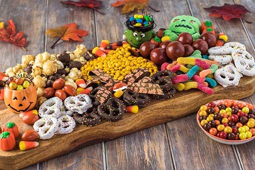 L’automne et les collations : comment choisir des aliments sans risque pour votre appareil orthodontique